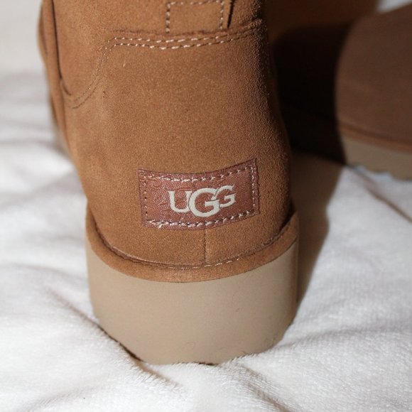 NIB UGG MINI SUEDE SHEARLING LINED WEDGE CLASSIC SLIM BOOTS CHESTNUT - Picture 8 of 10